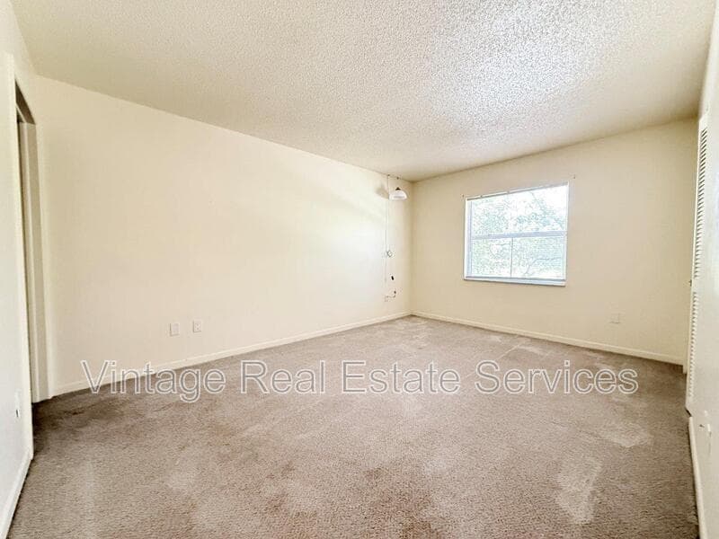 St. Petersburg Apartment: 3301 58th Ave S