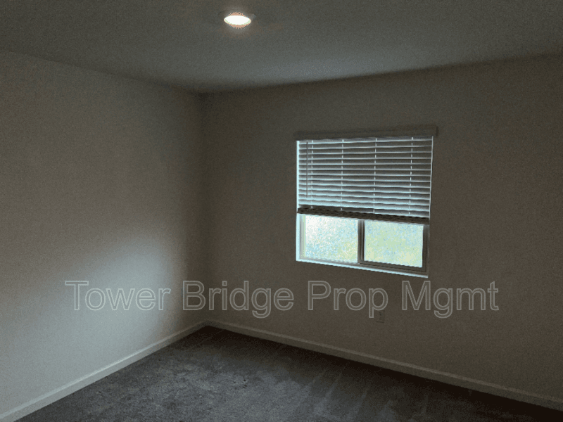 Rancho Cordova House: 12722 Montbrook Way