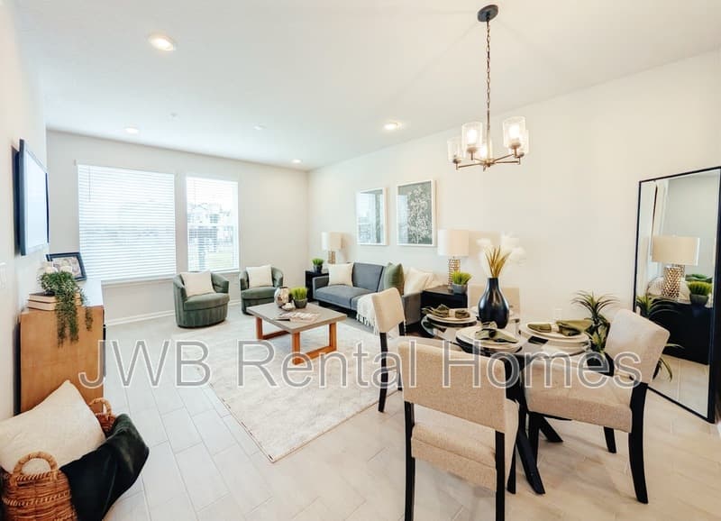 Jacksonville Townhome: 160 Barstow Pl