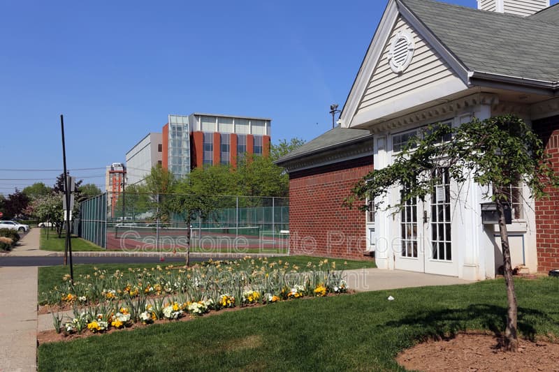 Newark Condo: 12 Krueger CT