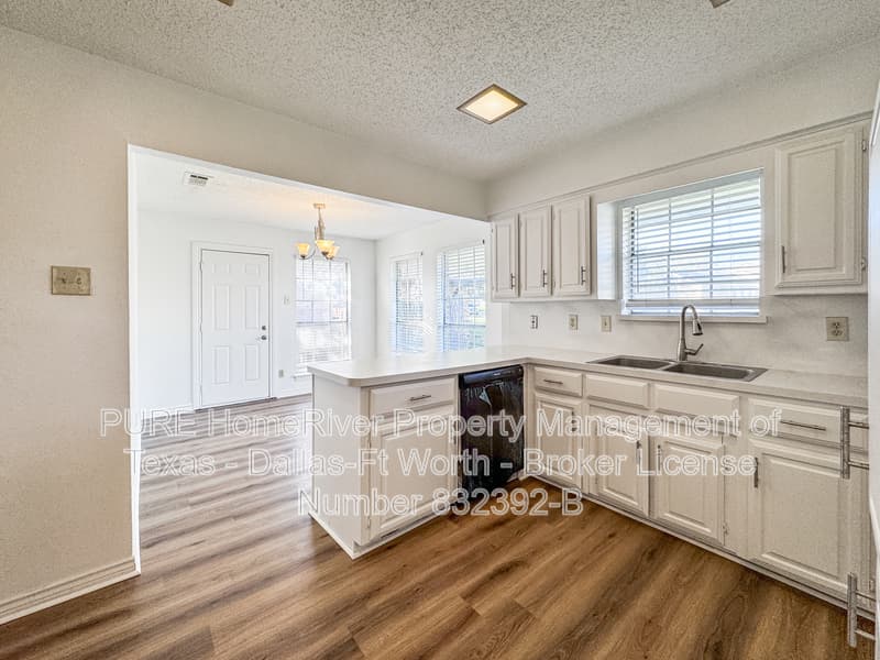 Dallas Condo: 12348 Ferris Creek Ln