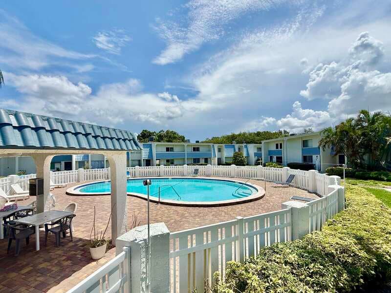 Clearwater Condo: 2904 Lichen Lane - C