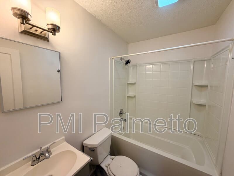 West Columbia Condo: 528 Jasper Street