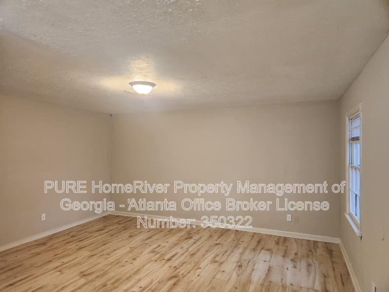 Covington Condo: 1882 Kirkland Rd