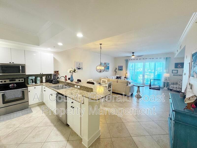 Destin Condo: 211 Durango Road