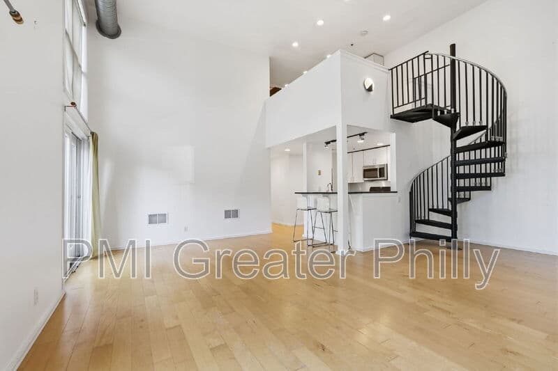 Philadelphia Condo: 182 Gay St