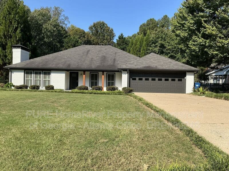 Alpharetta House: 8031 Henderson Ct