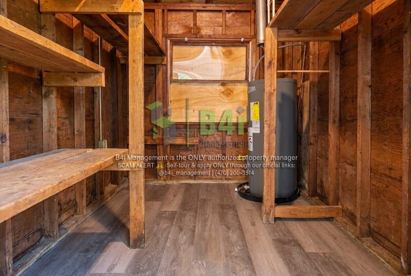 Atlanta House: 179 Ruzelle Drive Southeast