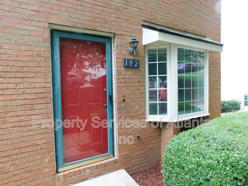 Roswell Townhome: 192 High Creek Dr