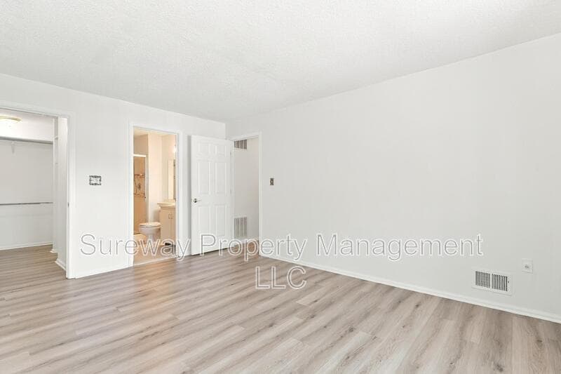 Hamilton Condo: 58 Willow Ct