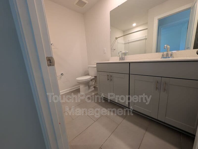Charlotte House: 2716 Arbor Loop
