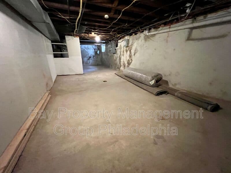 Philadelphia House: 412 N 32nd St