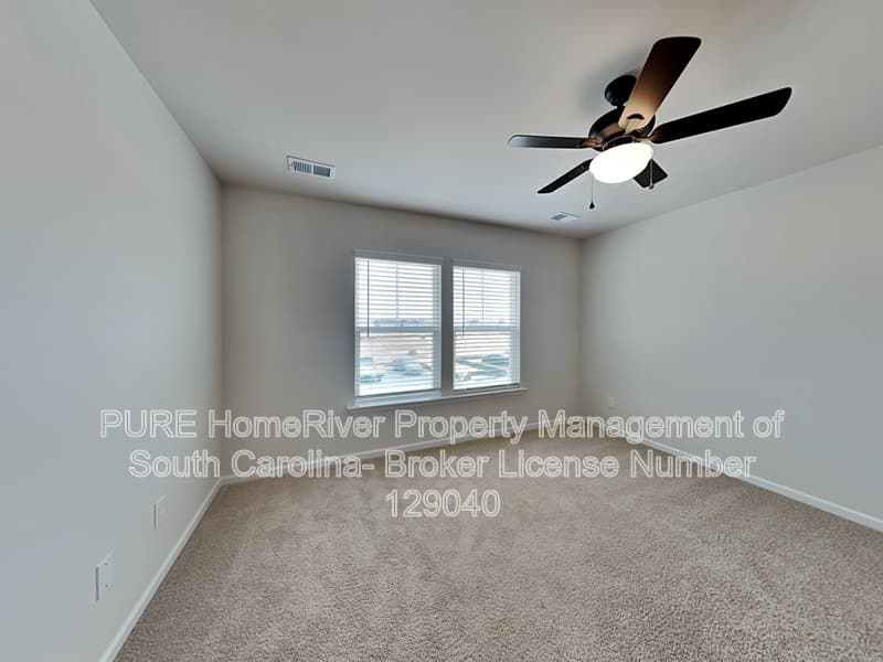 Elgin Townhome: 1054 Cornelia St