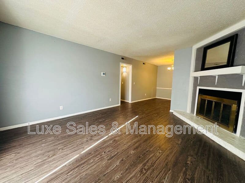 Oklahoma City Condo: 6034 NW Expressway