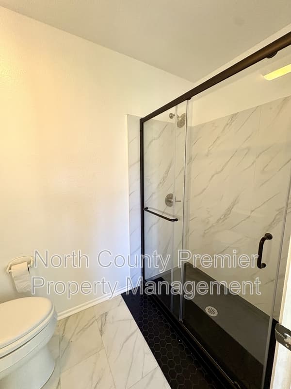 Carlsbad House: 3115 Madera Court