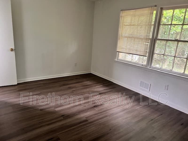 Augusta House: 2418 Sumac Drive
