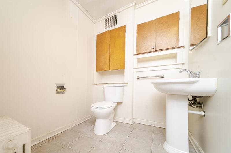 Troy Condo: 3 115th Street - 7