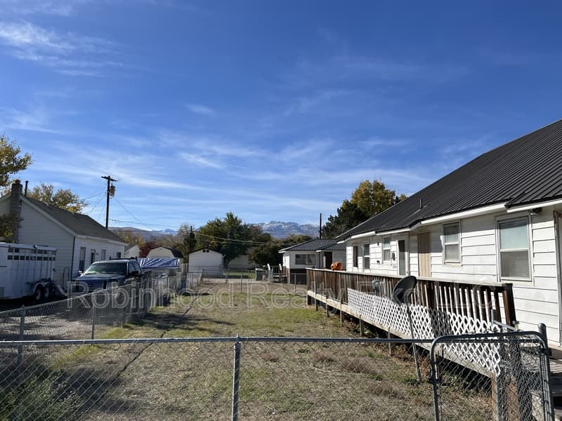 Wells Condo: 366 4th Street - A