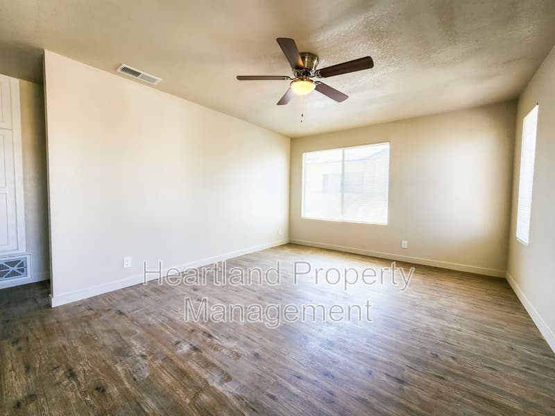 El Cajon Condo: 800 South Anza St.