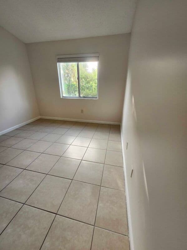West Palm Beach House: 5214 Stacy Street