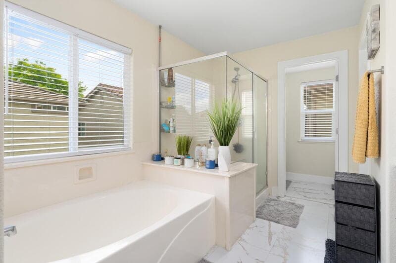 Sacramento Condo: 660 Greg Thatch Circle