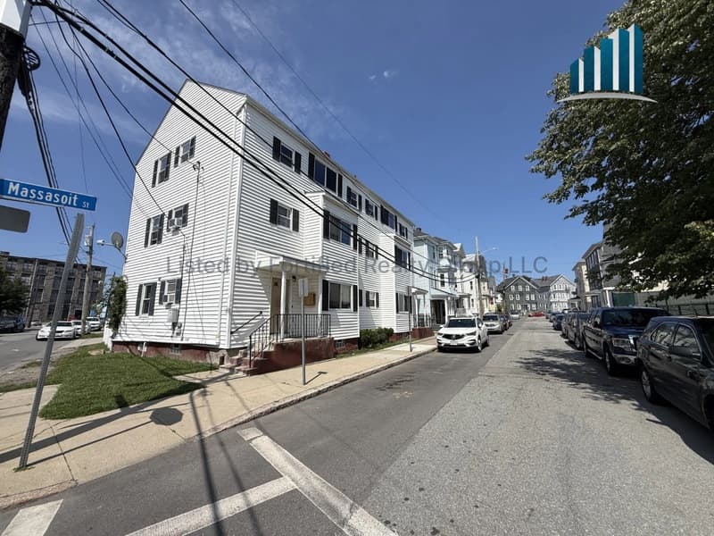 Fall River Condo: 85 Massasoit St