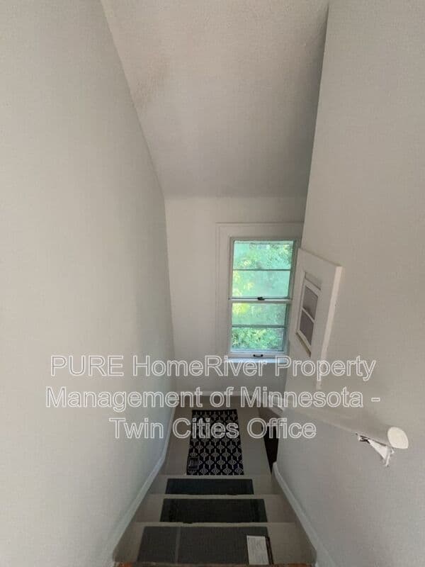 Minneapolis House: 2407 N 4th St