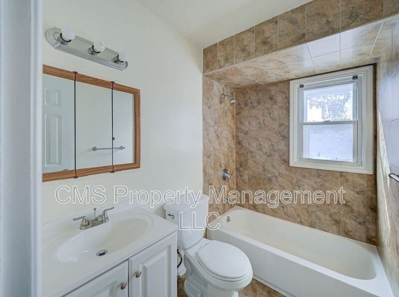 Vauxhall Condo: 287 Montclair Avenue