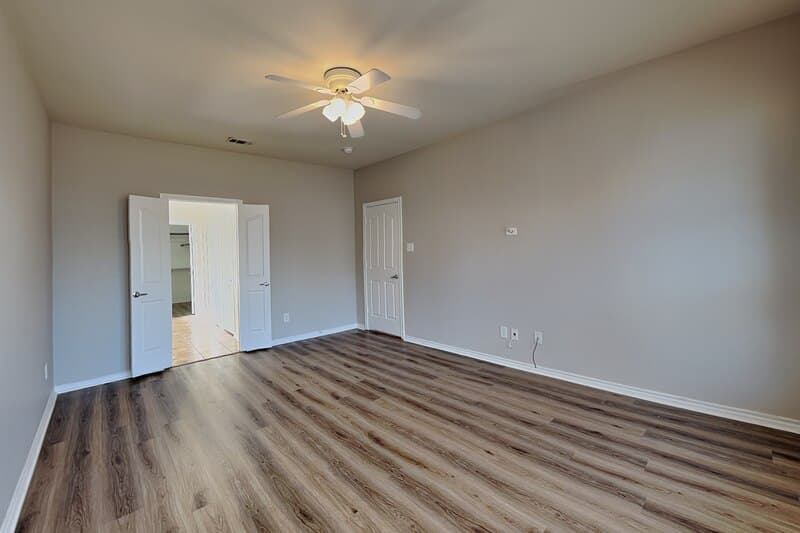 Arlington House: 7601 Yearling Way