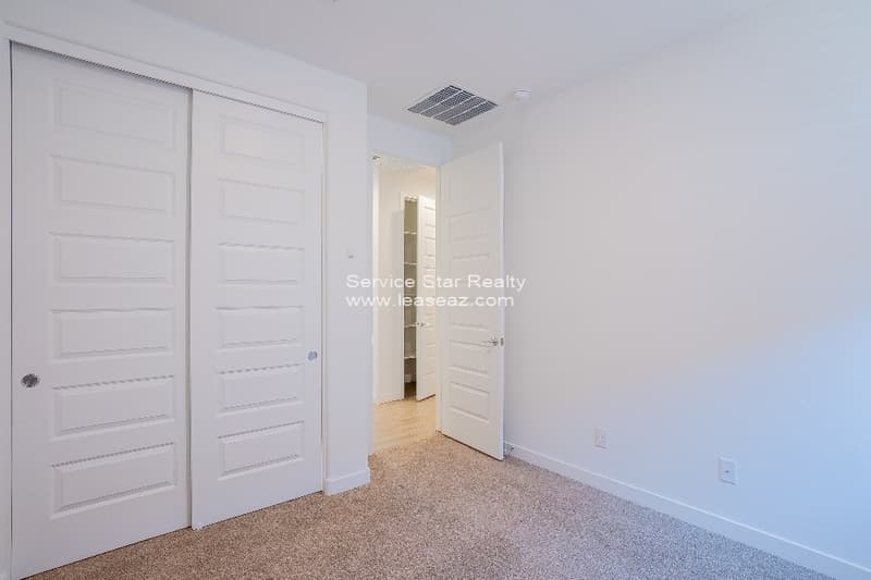 Phoenix House: 9348 W Glenrosa Ave