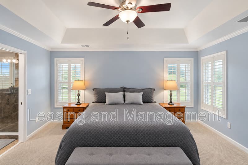 Charleston House: 1877 Bairds Cove