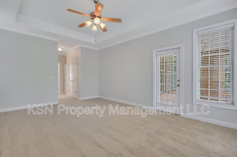Savannah House: 5 Southernwood Place