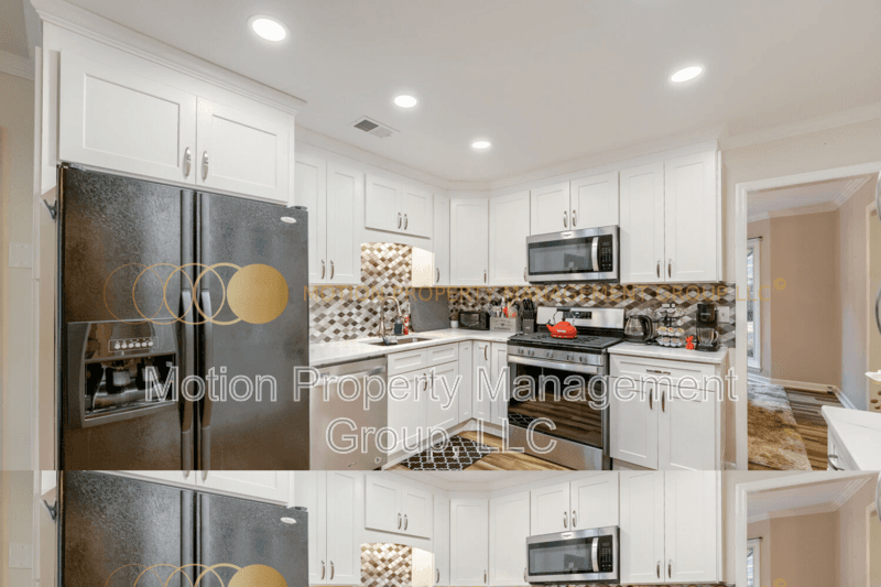 Mableton House: 1186 Crestbrook Dr SW