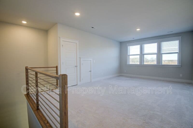 Charlotte House: 5939 Ardrey Kell Rd