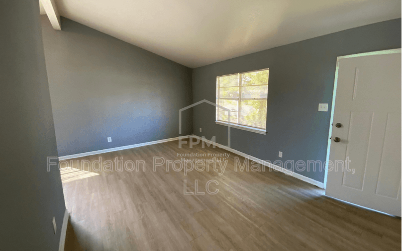 Memphis House: 707 Mohawk Avenue