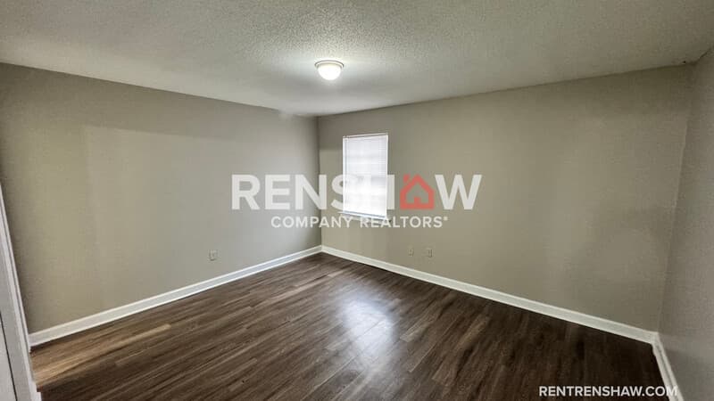 Memphis Townhome: 3212 Thirteen Colony Mall