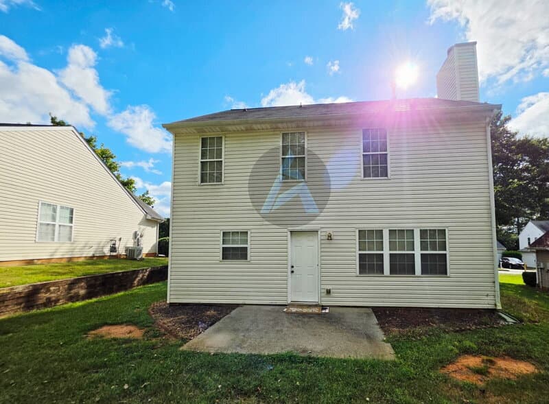 Acworth House: 2125 Serenity Drive Northwest