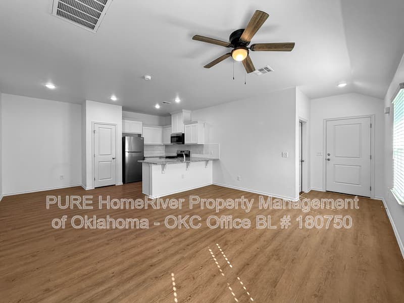 YUKON Condo: 10624 SW 16TH TER