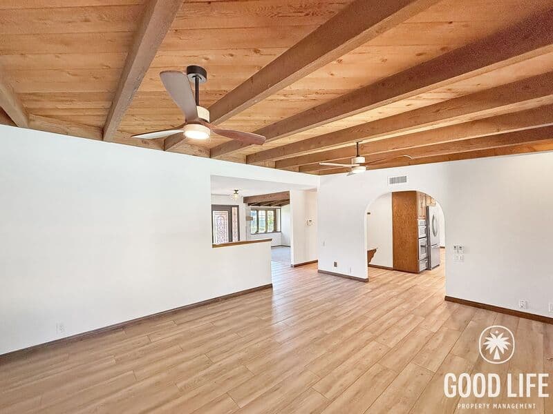 Corona House: 9250 Beazley Ln