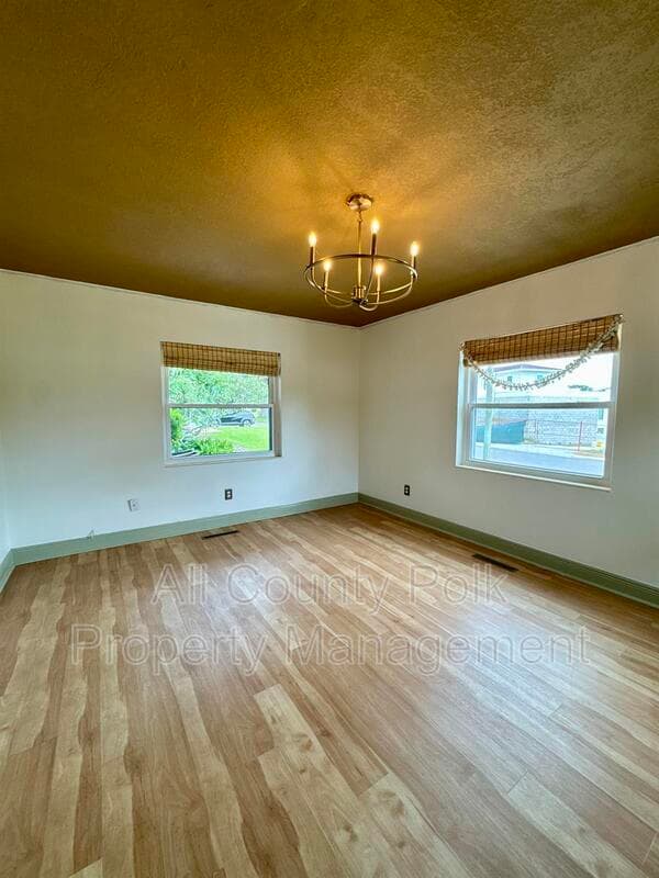 Winter Haven House: 933 N Lake Otis Dr