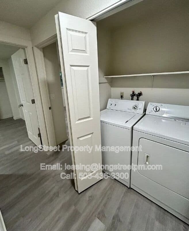 Portland Condo: 2537 SW Spring Garden St