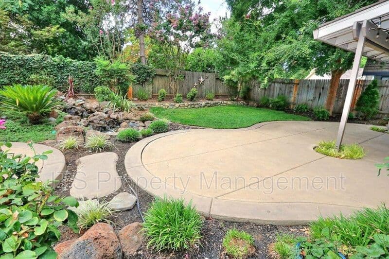 Gold River House: 2173 Roaring Camp Drive