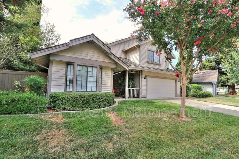 Gold River House: 2173 Roaring Camp Drive