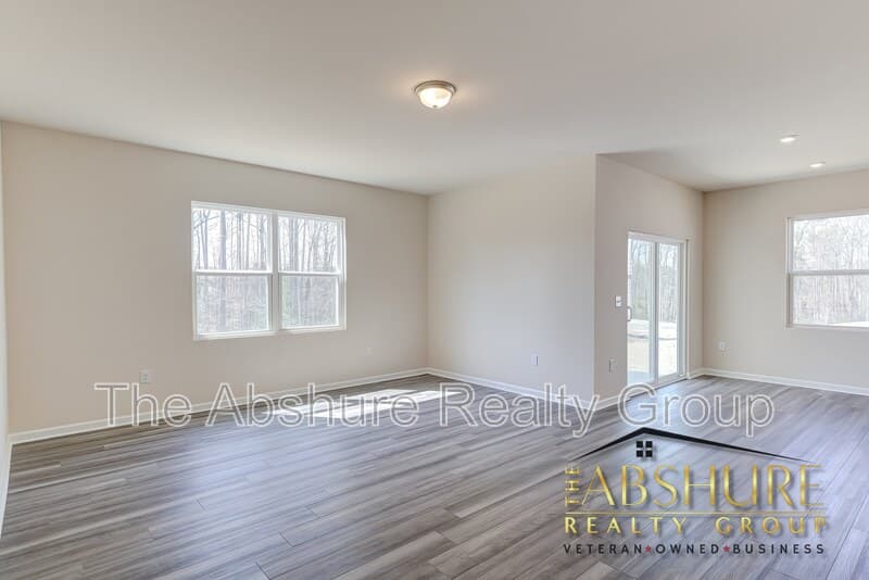 Raleigh House: 3512 Arctic Brook Street