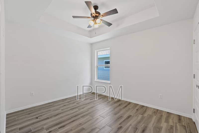 Weslaco House: 620 Llano Grande