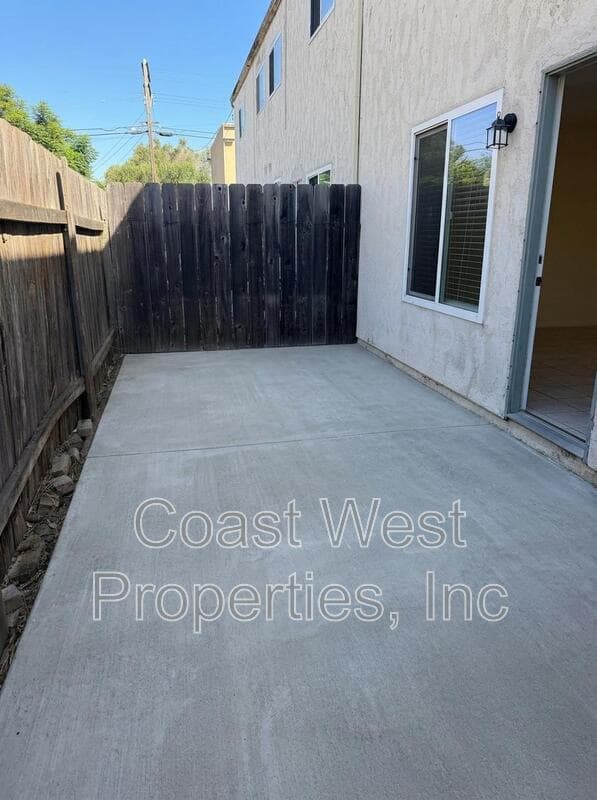 Carlsbad Condo: 965 Laguna Dr - 05