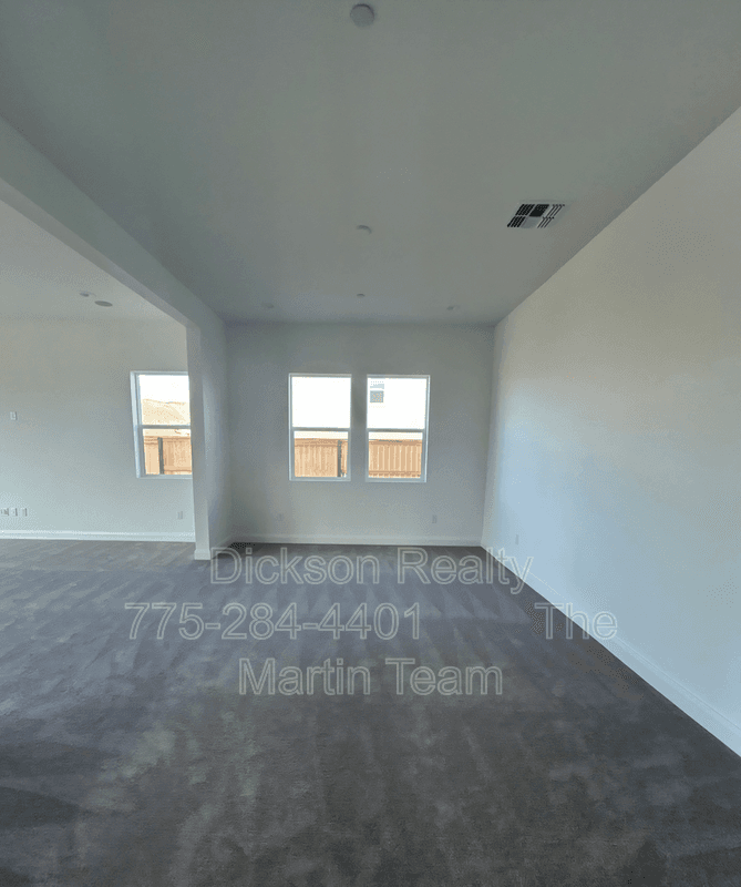 Sparks House: 11639 Vinegar Peak Drive