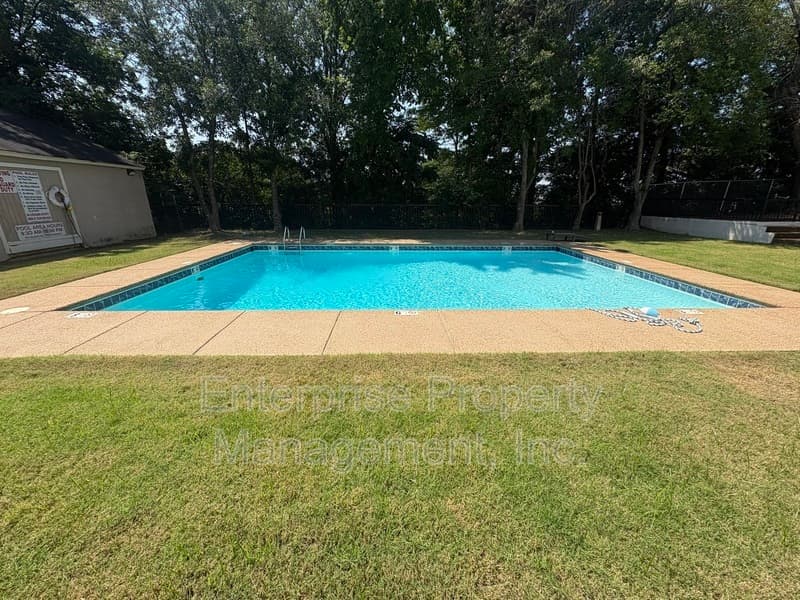 Cordova Condo: 8176 Harley Square