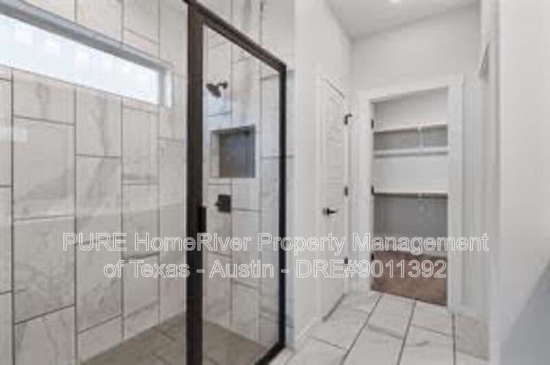 Georgetown House: 336 Berkeley Pl