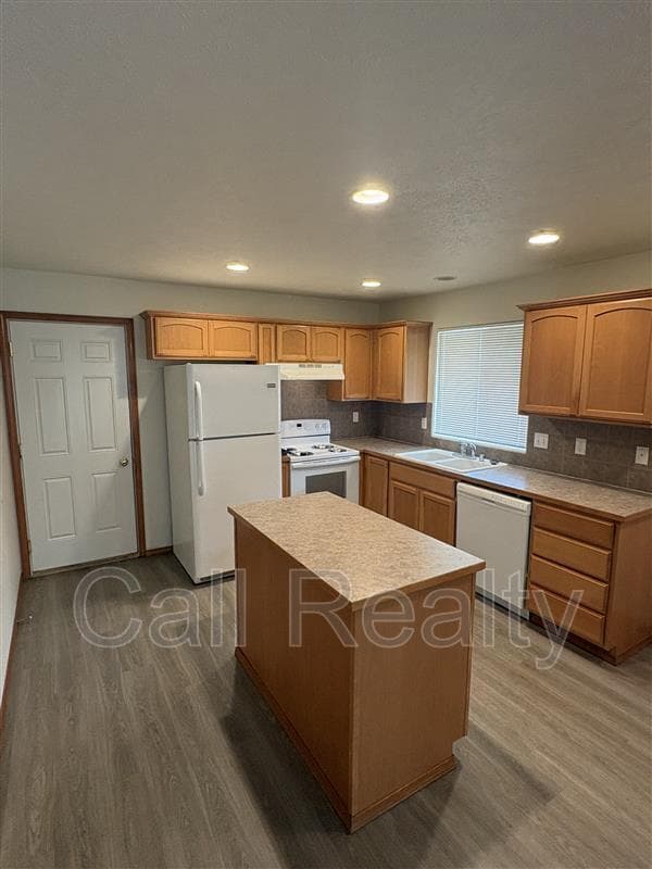 Spokane valley Townhome: 18716 E Augusta